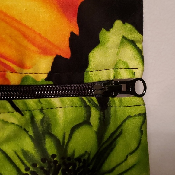 Joseph Ribkoff Floral Stretch Cotton Cropped Bomber Jacket - Picture 5 of 6